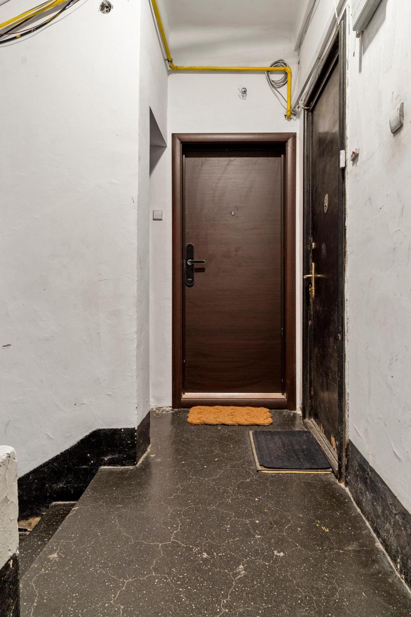 Tova Pearl - Cozy, Modern 2br Apt, Dt, Ultracentral, Chabad Across Street, 20 Min Walk To Old Town Apartamento *
